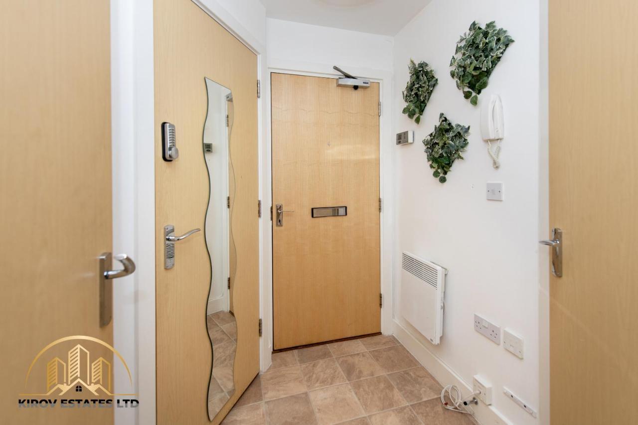 Aphrodite Apartment - The Lust Of Town Southampton Eksteriør bilde